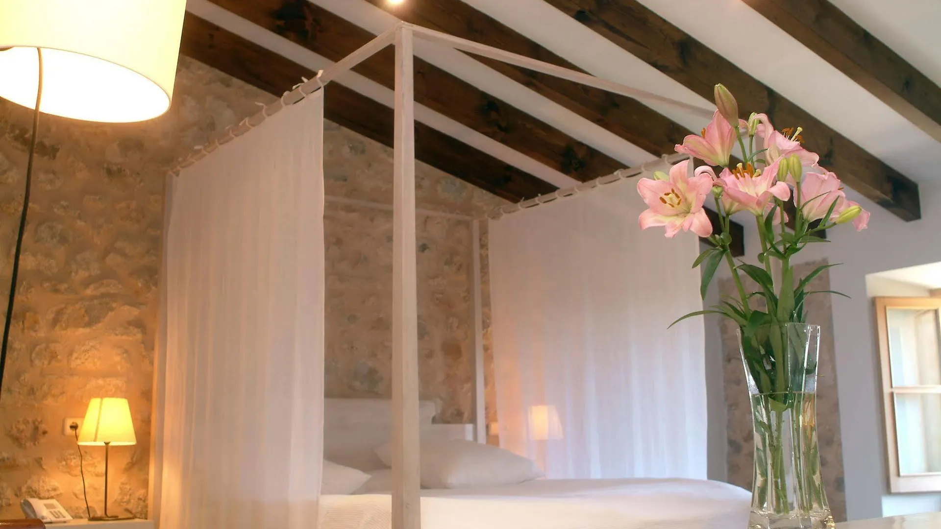 Monnaber Vell Hotel Campanet