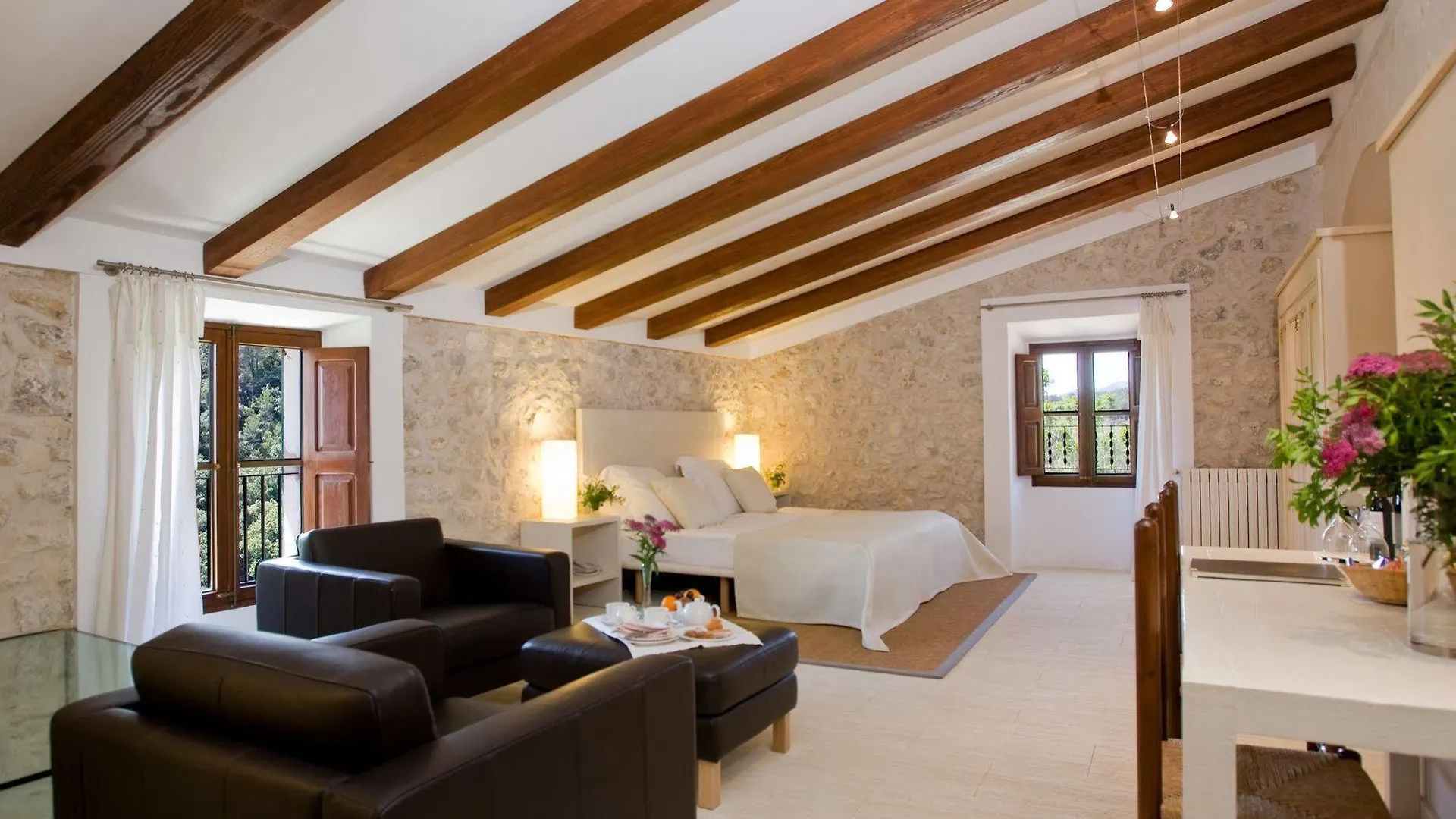Monnaber Vell Hotel Campanet